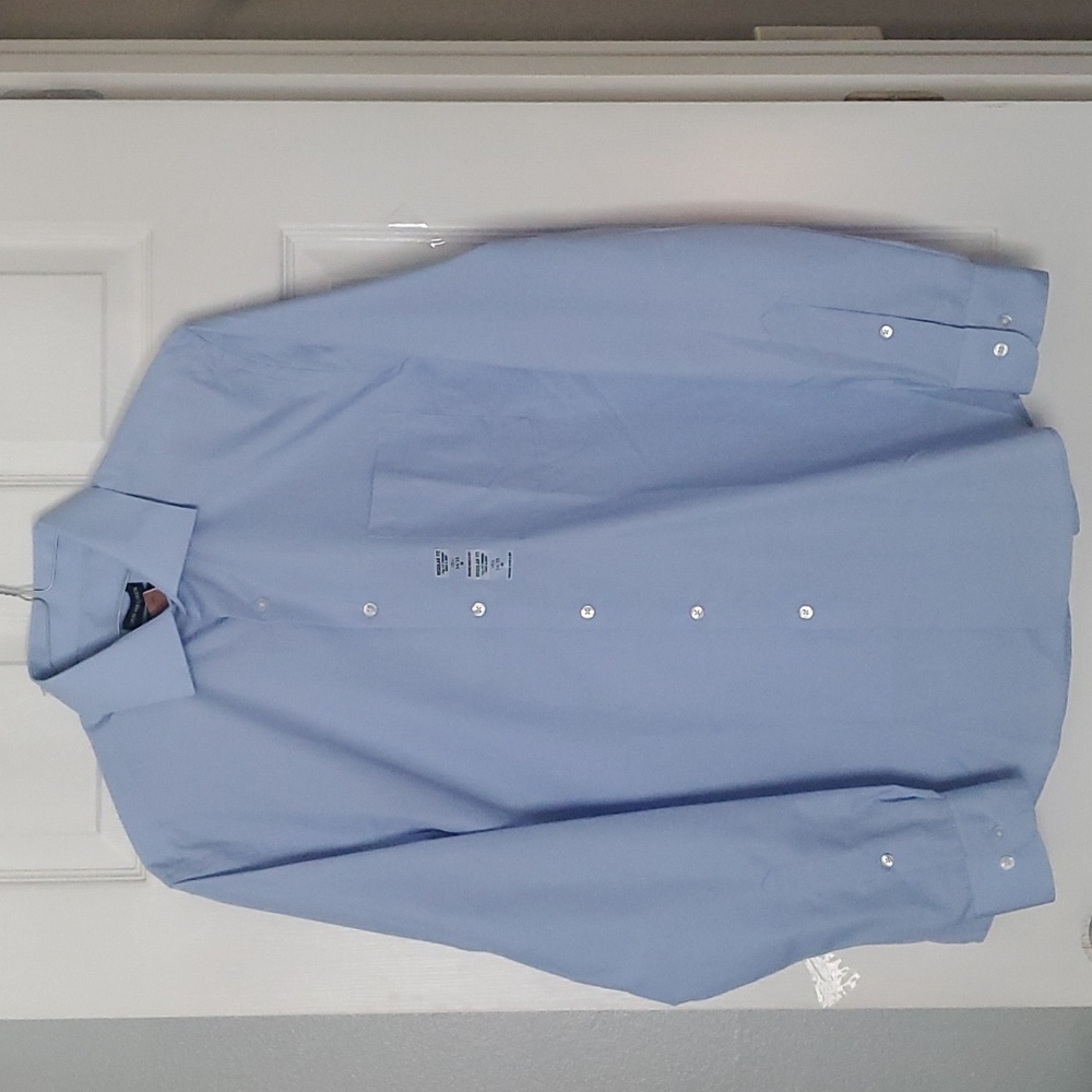 Van Heusen Men's Dress Shirt - NEW
